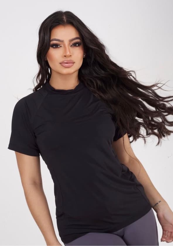 Baby look preto