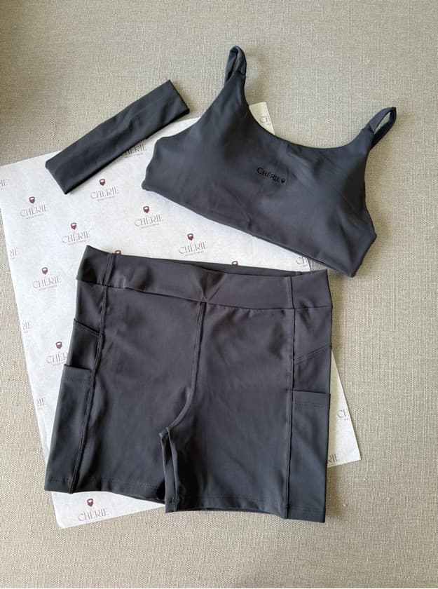 Conjunto Ester com Faixa