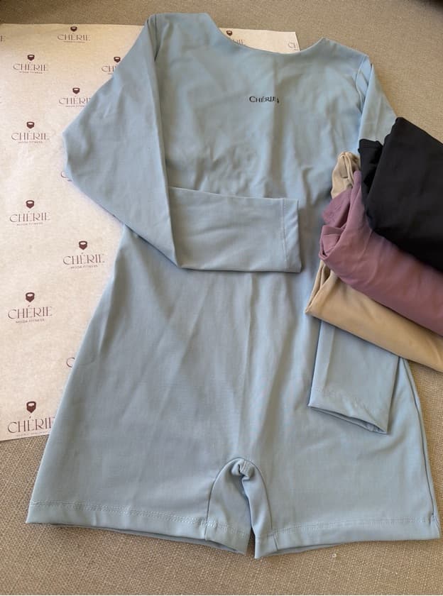 Macaquinho Jade manga longa